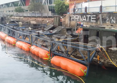 Flexitank 2.5 tonne lift bags in use