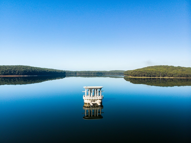 Floating solar power making waves in Australia